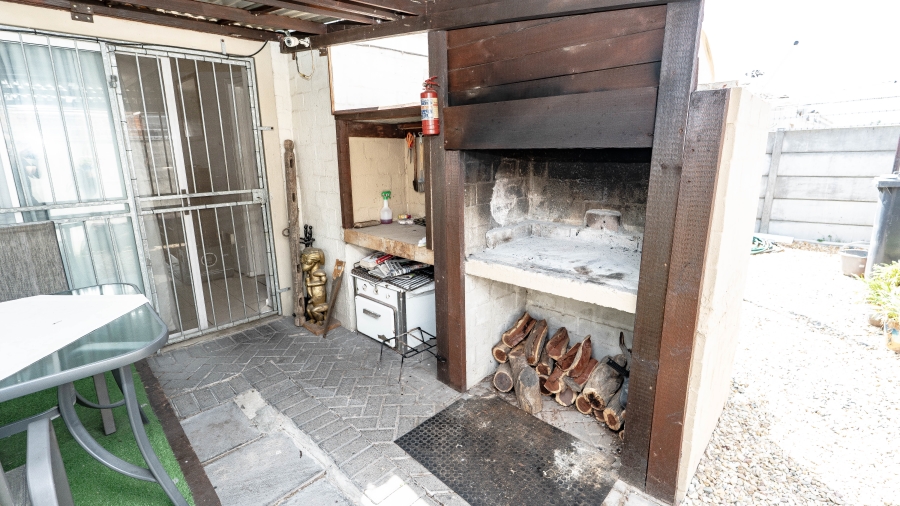 3 Bedroom Property for Sale in Turtle Creek Western Cape